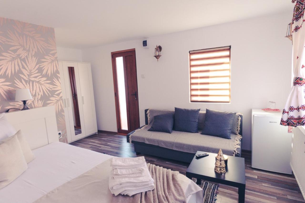 Rebecca Land Hotel Corbi Luaran gambar